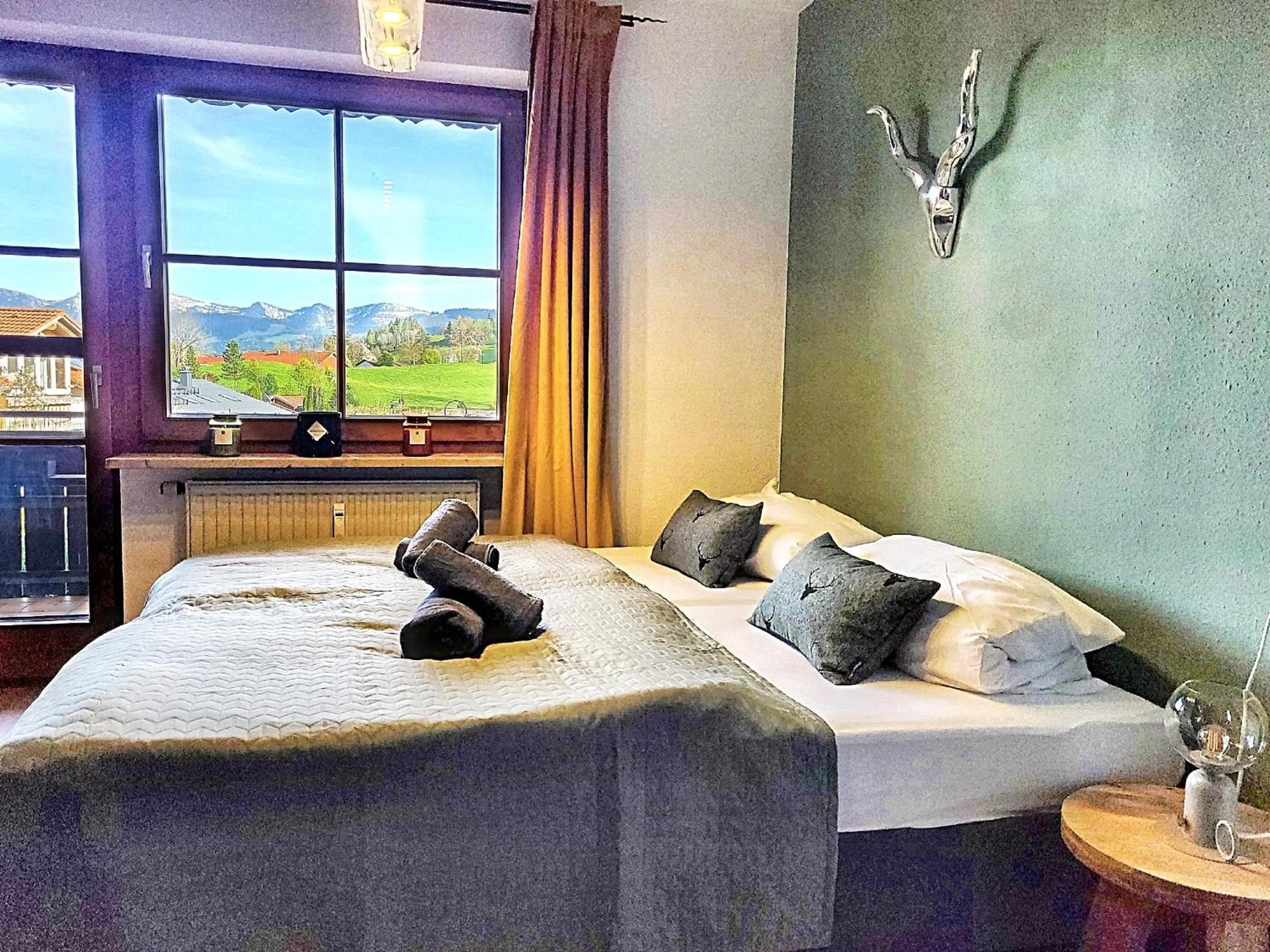 Lindners Hideaways - Bergnest Lodge - Bergblick Fewo 6 Pers Balkon Garten Hund Ski Unterkunft Luftkurort Oberreute Naehe Buchenegger Wasserfaelle Eistobel Bodensee Ngoại thất bức ảnh